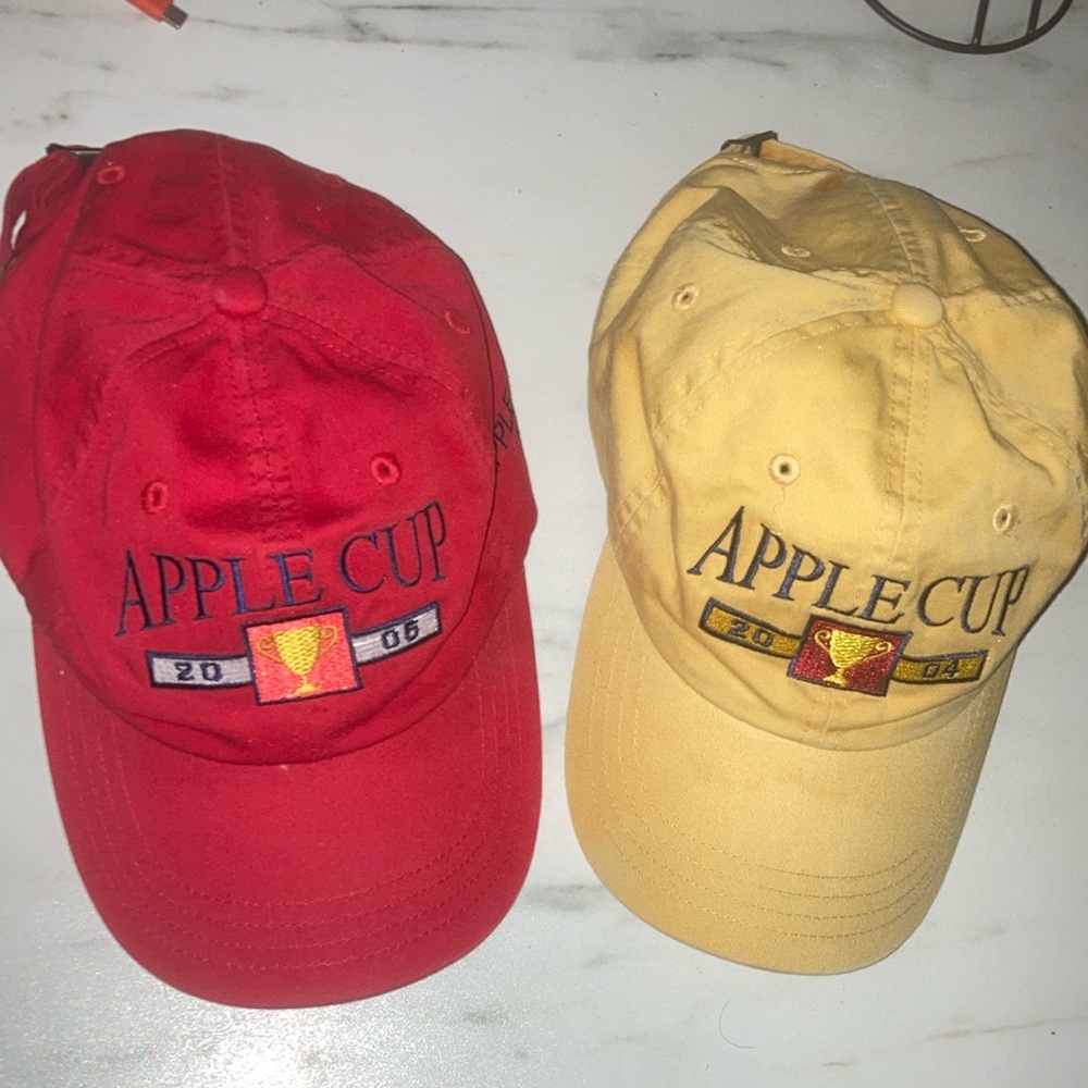 Apple Cup Red and Yellow Golf league play Y2K
